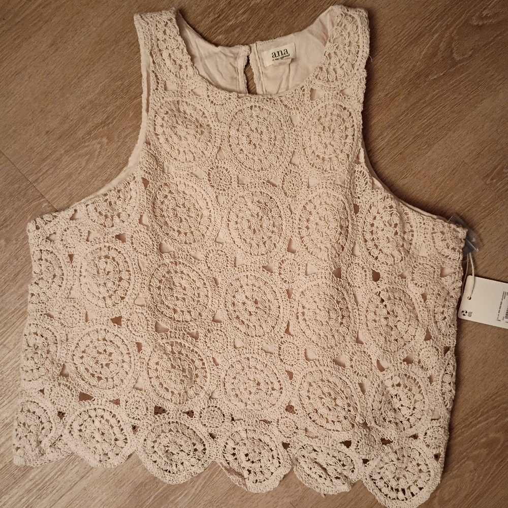 a.n.a Women's Cream Crochet Knit Crop Top Sleeveless Sz Large